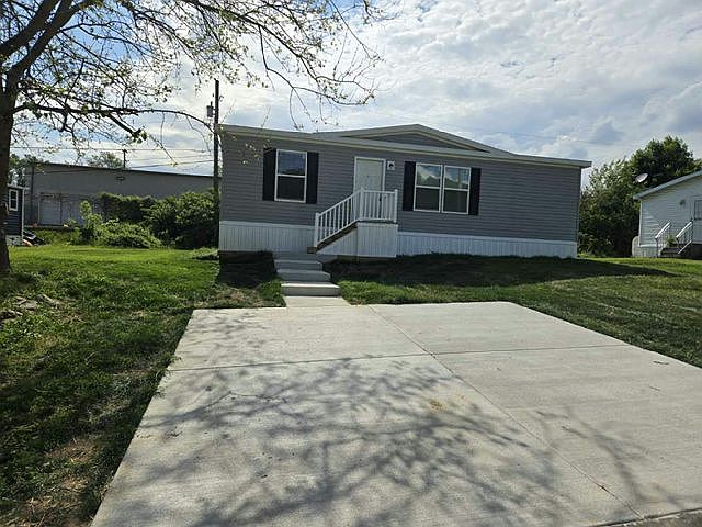 1st image of 5614 Evergreen St #514