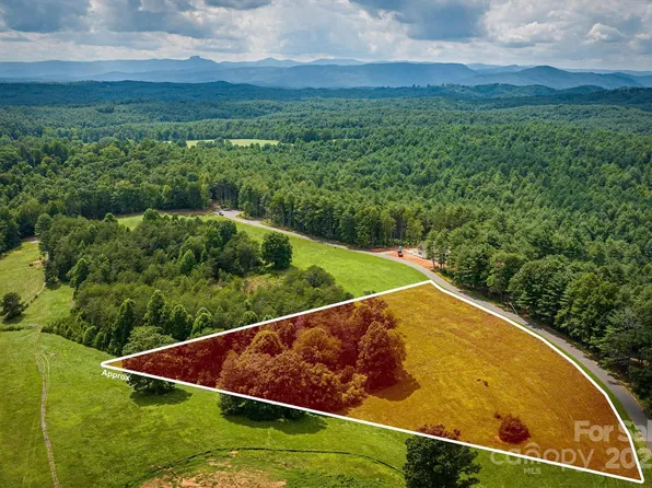 2071 Thoroughbred Way #G19, Lenoir, NC 28645