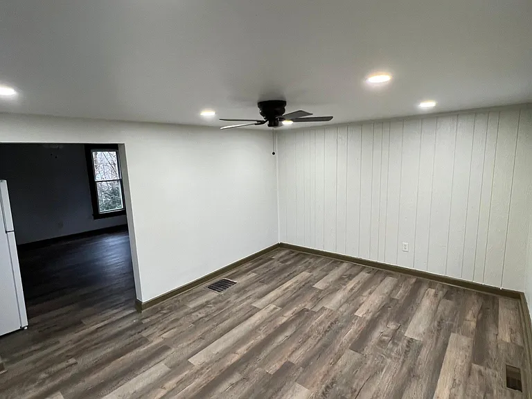 202 Hiland Ave — Photo 7