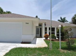 946 Crown St, Sebastian, FL 32958