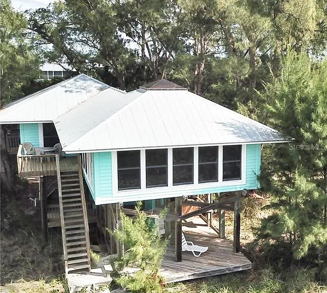181 N Gulf Blvd #4 — Photo 1