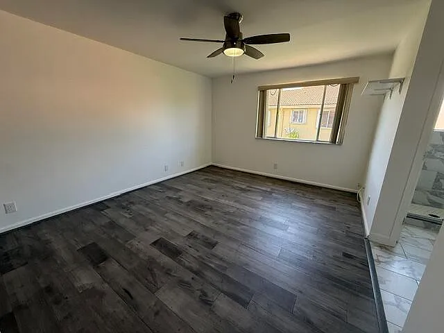 3537 Deer Creek Palladian Cir — Photo 24