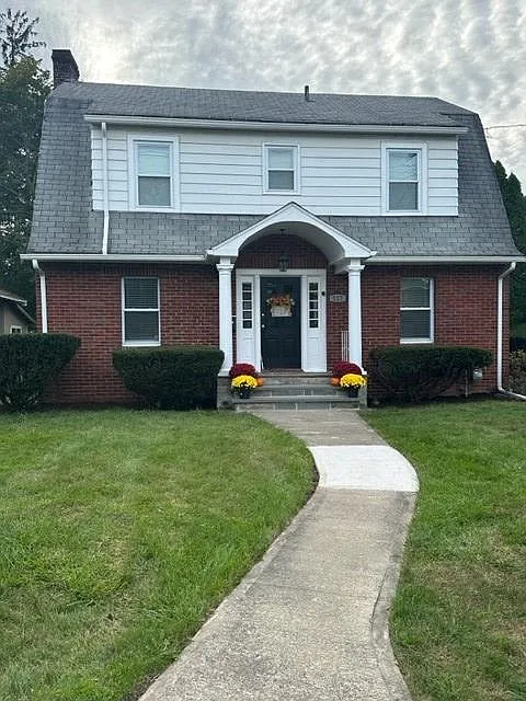 117 Durland Ave photo 1