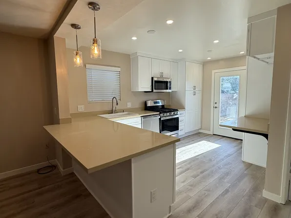 10351 Scoville Ave #1, Sunland, CA 91040