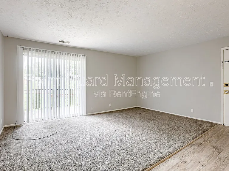Brent Village — Photo 38