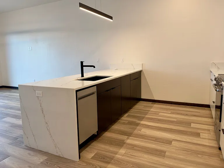 821 N 4th St #305 — Photo 19