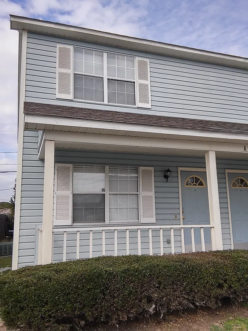 1822 Plum Street — Photo 1