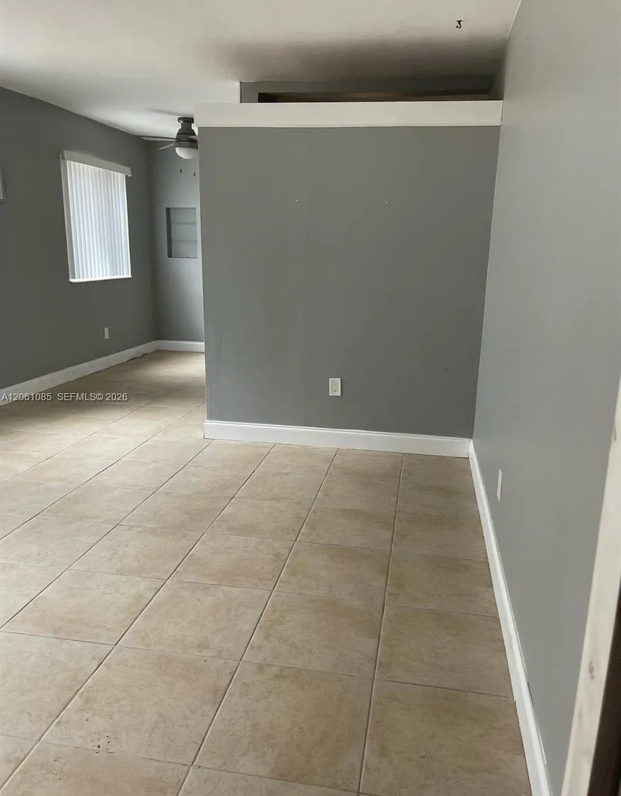 The William Lee Condo — Photo 2