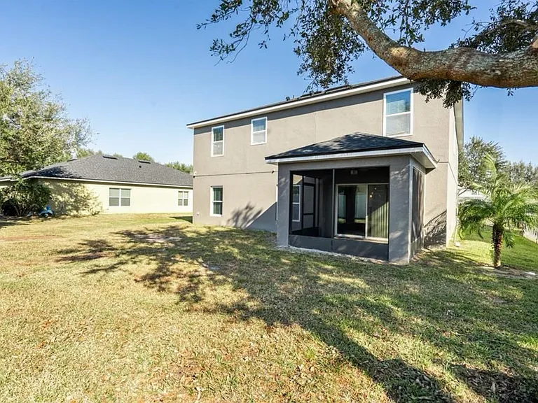 10013 Stockbridge St — Photo 14