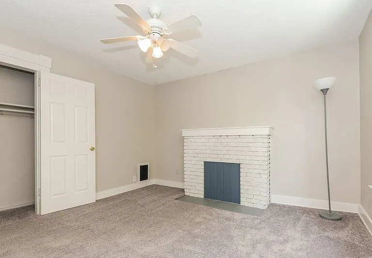 105 Rockwood Ave — Photo 8