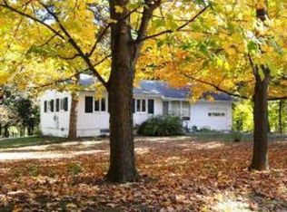 90 N Putt Corners Rd, New Paltz, NY 12561