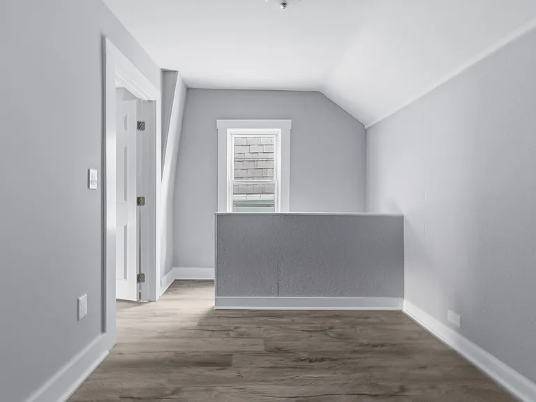 255 Rodman St #3 — Photo 11