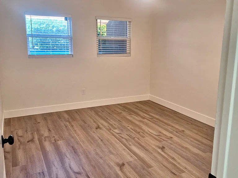 617 N Garfield Ave #2 — Photo 15