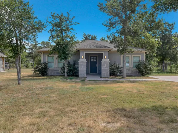 159 La Fortuna Dr, Del Valle, TX 78617