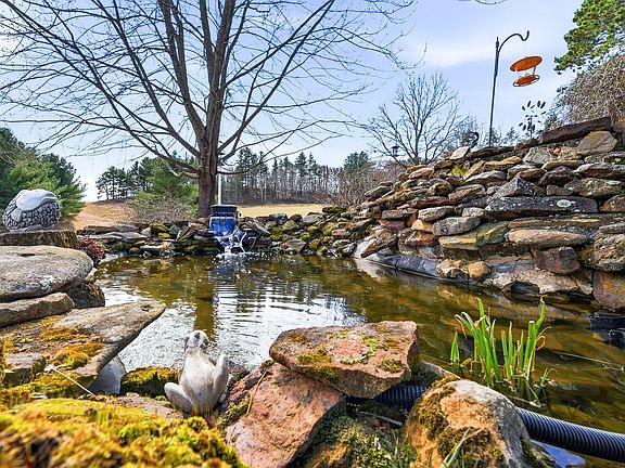 5th image of 14822 W Holmen Road