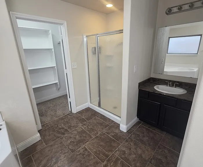 5913 Mile High Ln — Photo 28