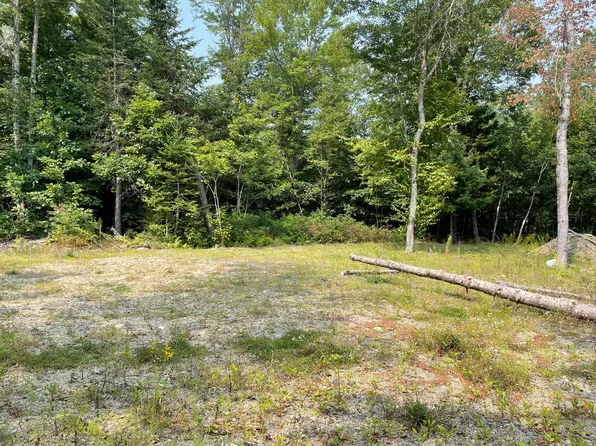 419 E Main Street, Searsport, ME 04974