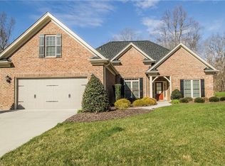 2255 Renaissance Ln, High Point, NC 27262