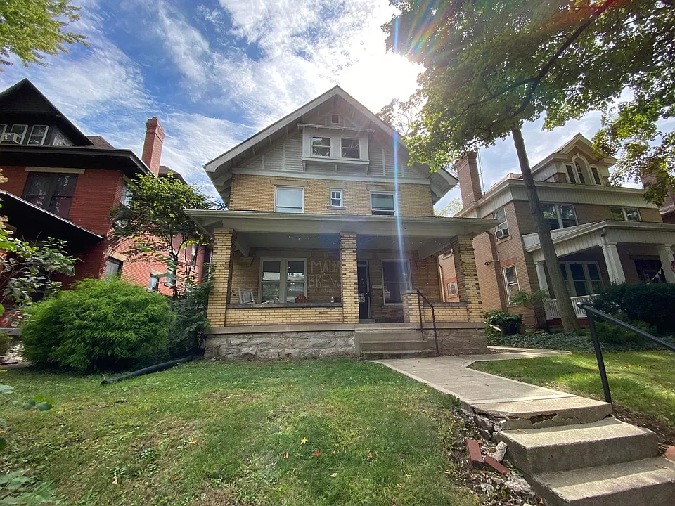 53 E Northwood Ave