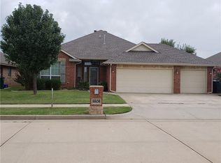 8808 NW 71st St, Oklahoma City, OK 73132