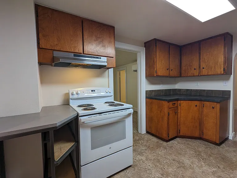 175 Ash St — Photo 9