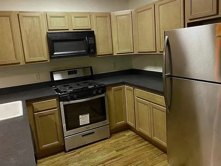 608 Jefferson St #1 — Photo 2