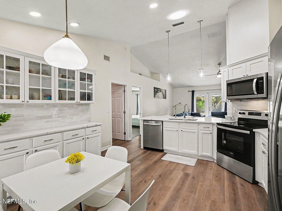 1st image of 443 RED FERN Court