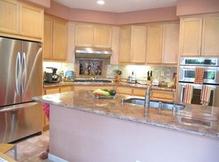 42 Maybeck St, Novato, CA 94949