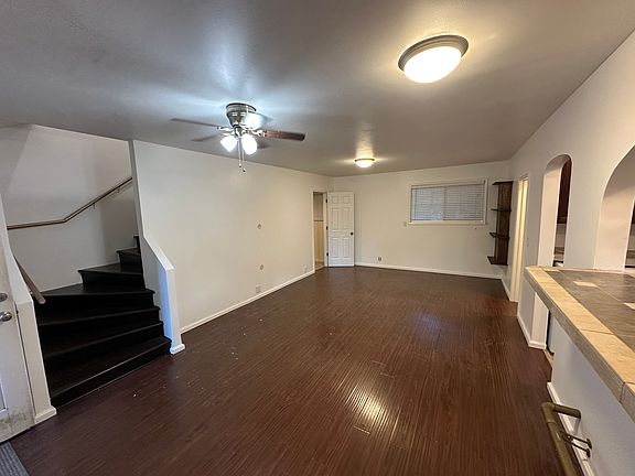 3rd image of 19921 Forest Park Dr NE