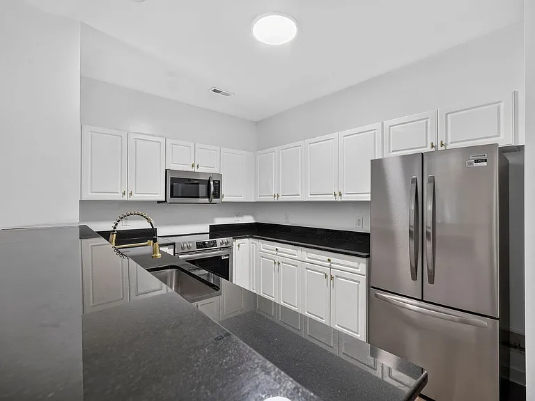993 Downey Branch Ln — Photo 7