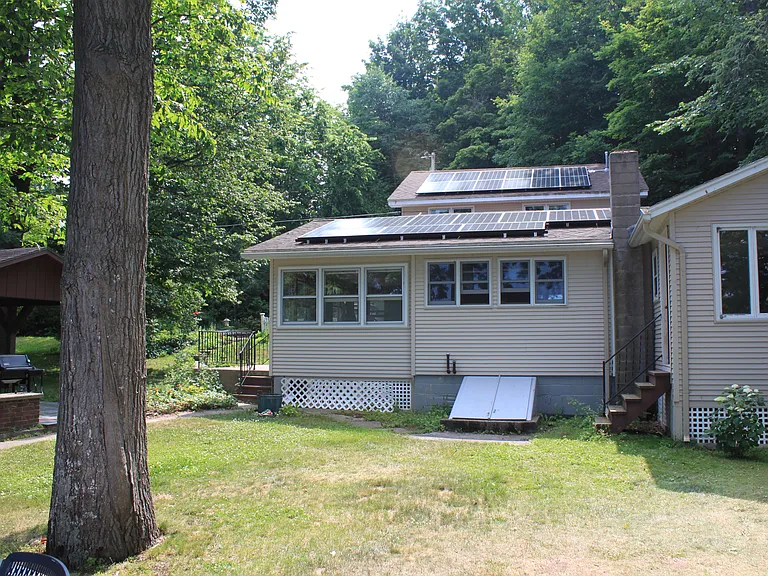135 White Farm Dr #B — Photo 10