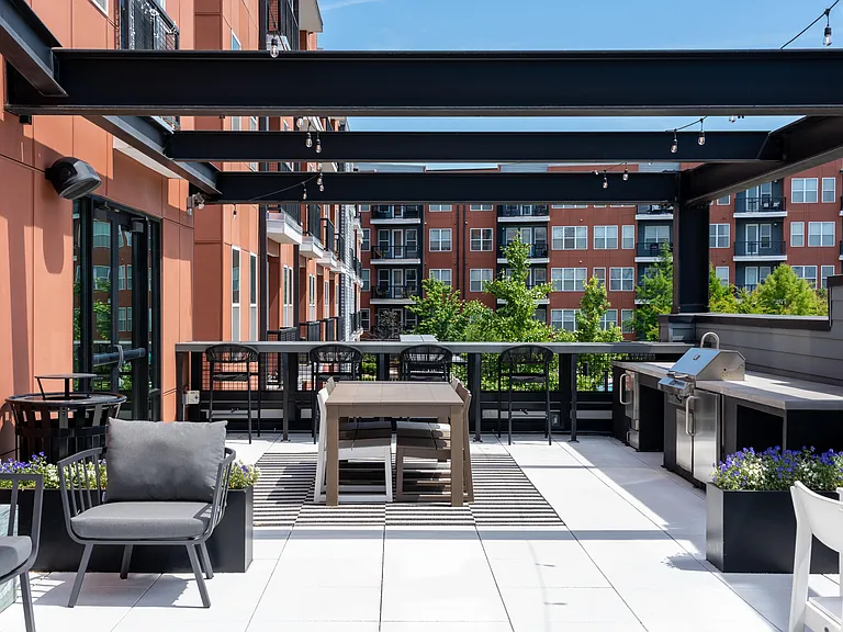 The Union Apartments — Photo 18