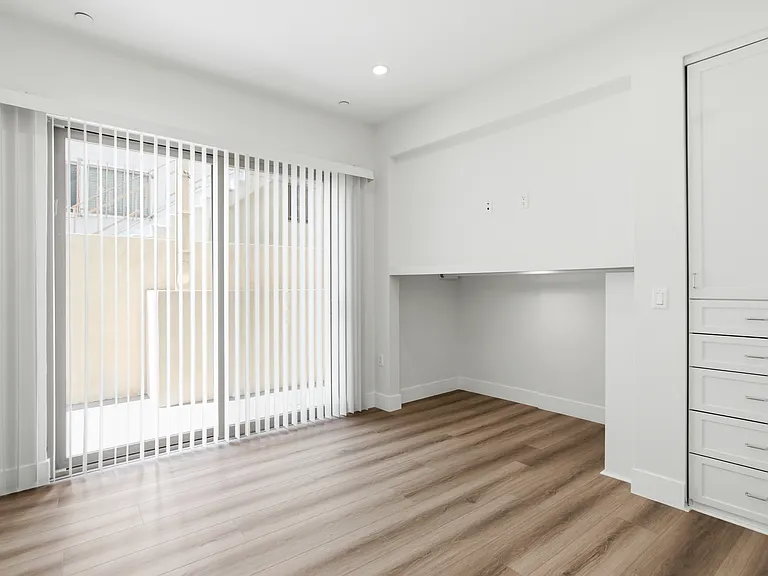 8520 Whitworth Dr #101 — Photo 15