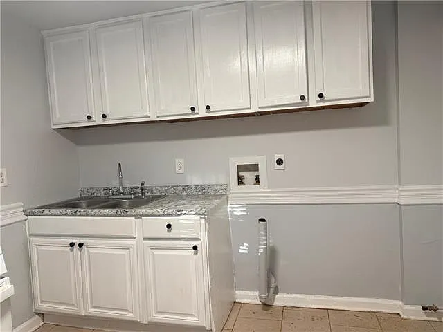 4318 1/2 N Robertson St — Photo 11