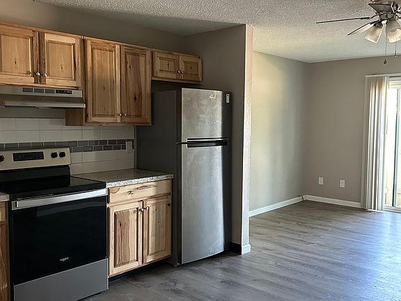 2nd image of 1180 Pine St NE #1112