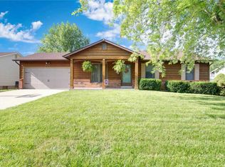 3917 Harvest Meadow Dr, Saint Peters, MO 63376