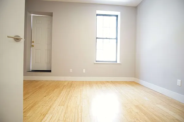 Rented by Lofts and Flats LLC | media 4