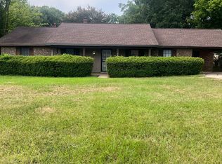 5844 Carmichael Rd, Montgomery, AL 36117