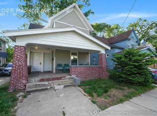 1025 Madison Ave SE #2, Grand Rapids, MI 49507