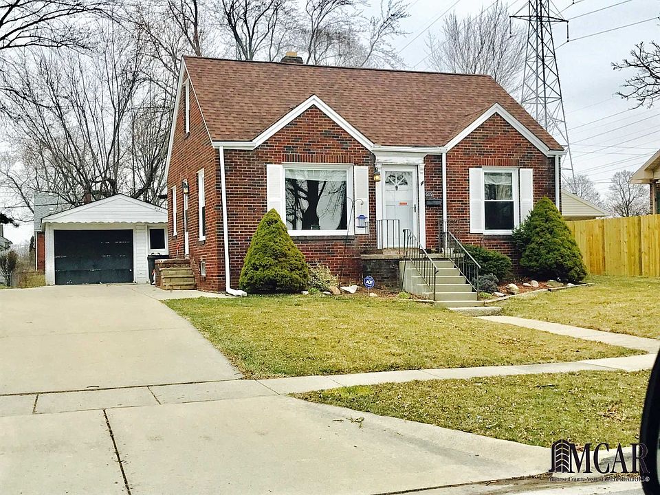 1st image of 619 Rosewood Ave