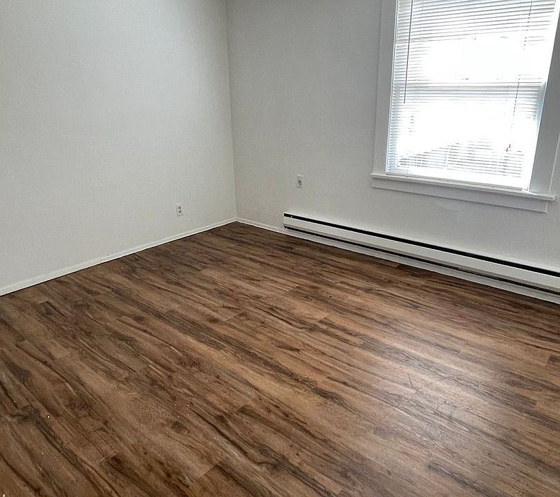 RAWLEY MANOR 1011 E Division St Mount Vernon WA Zillow