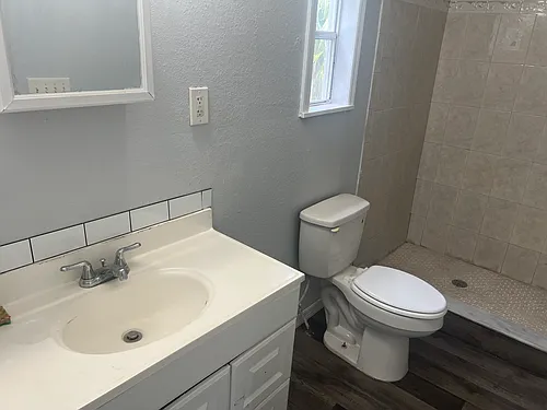 2907 Garden Rd Photo 1