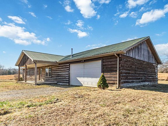 4th image of 1810 Ader Holt Rd