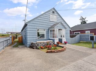 1921 Monroe St, North Bend, OR 97459