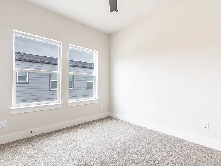 411 Ira Ave #2102 — Photo 18