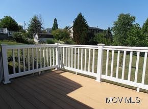 4th image of 100 Briargate Dr