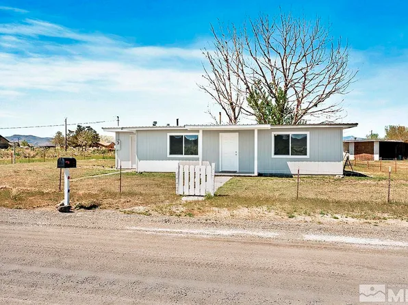 3 Andes Ln, Yerington, NV 89447