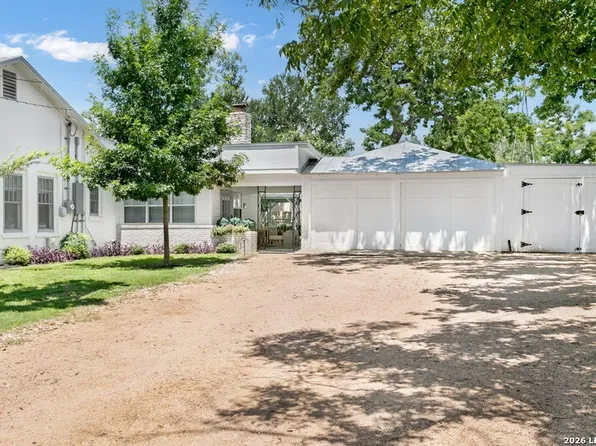 508 N Orange St, Fredericksburg, TX 78624
