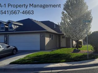 1363 SW Shea Dr APT B, Hermiston, OR 97838