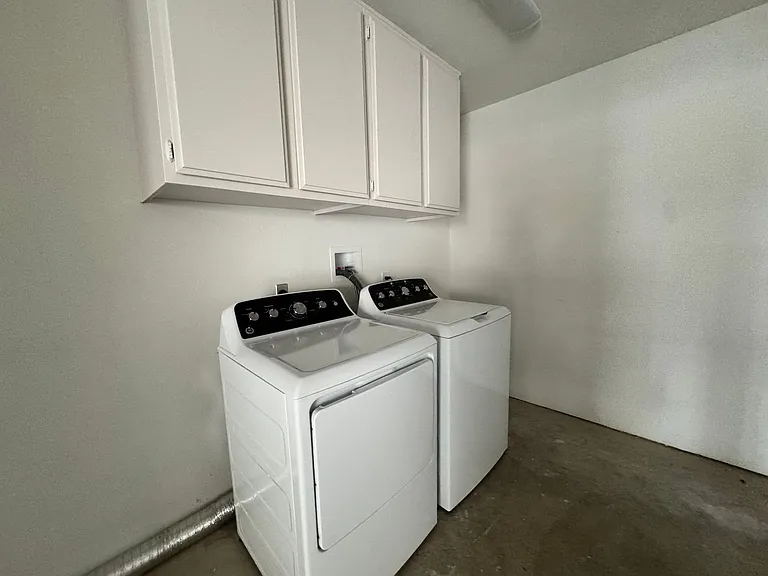 6110 Calle Mariselda #102 — Photo 6